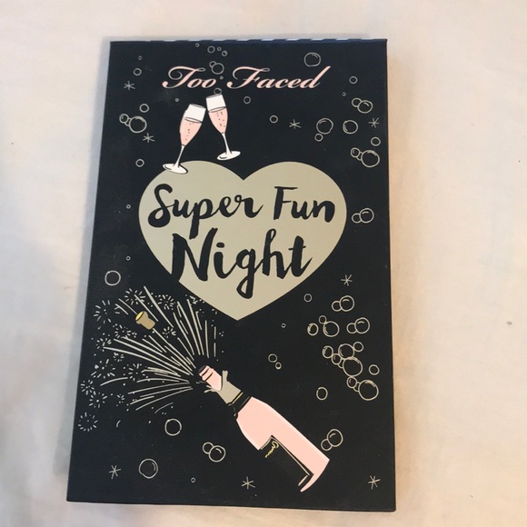Too faced super fun night palette - Picture 1 of 2